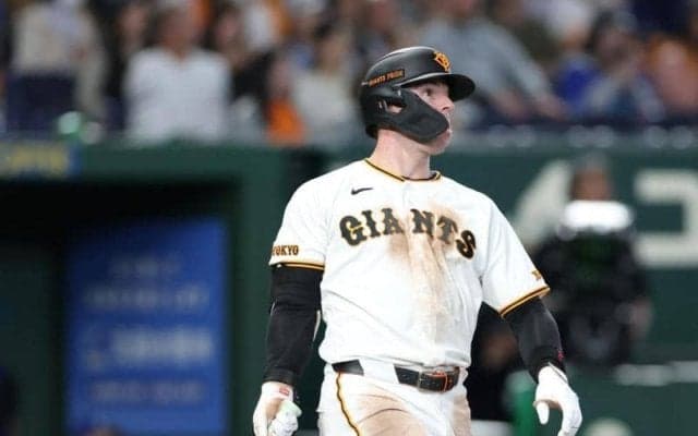 巨人が打線改造に大成功！１番起用の浦田が３安打猛打賞の大暴れ→２番・キャベッジも２ラン　中盤までに１３安打８得点で３点差をひっくり返す