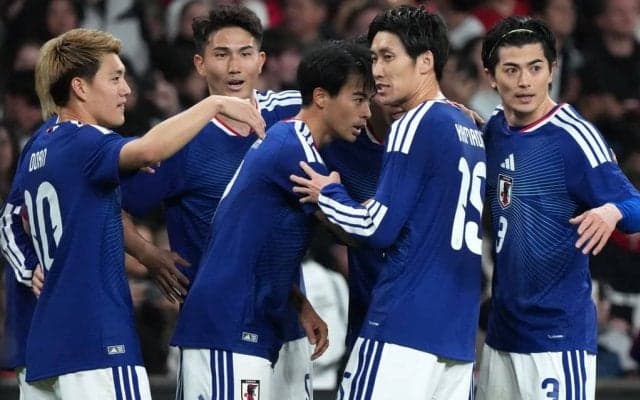 ロンドン駐在記者｢日本代表はなぜイングランドを“完全制圧”できたのか？｣(2)英メディアが“ダークホース”認定！三笘薫が語る｢痛い目に遭う｣危機感と今後の宿題