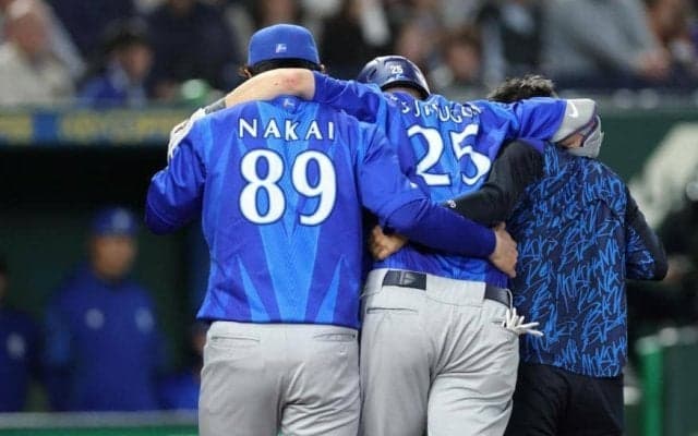 ＤｅＮＡが痛恨逆転負け　好調のベテラン筒香嘉智が死球受け緊急交代　自力で歩くことができず　初回３点先制も投手陣踏ん張れず