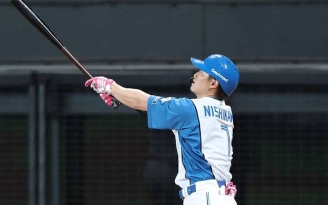 脅威の開幕8戦20発！日本ハム打線の破壊力に他球団ファンも呆然　西川、野村の2発でオリックスを圧倒「レイエスいなくてこれか…」「どんだけ打つんや」