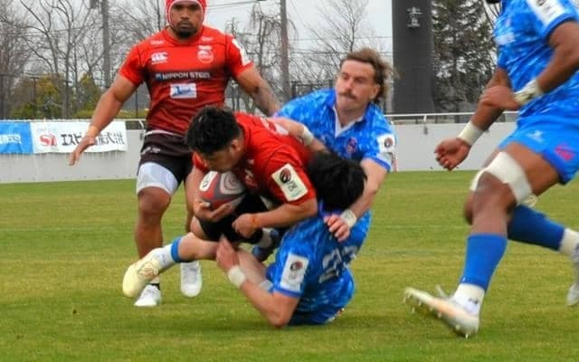 ラグビー釜石4連敗、豊田の大型選手止められず　下位脱出へ正念場