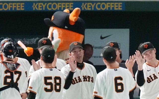 【巨人】阿部監督オーダー変更ズバリ的中　野手４人入れ替え今季最多８得点快勝、連敗２で止める