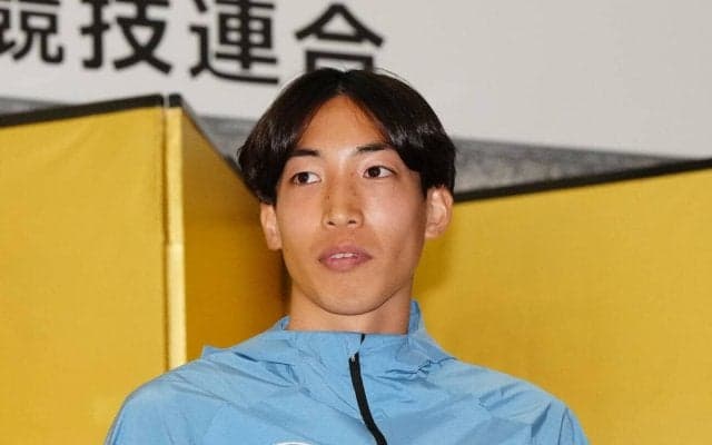 【陸上】三浦龍司「地元・島根の天然水金城の華を力に」パートナーシップ契約締結を報告