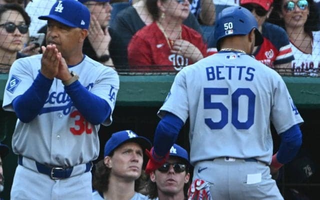ロバーツ監督「特に初回の攻撃が非常に良かった」ドジャース大勝、大谷翔平も２安打で貢献