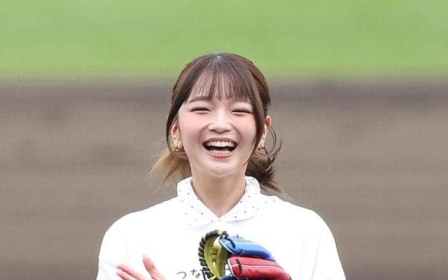 阪神２軍　ドラ１立石の「推し」タレントが始球式に“スライド登板”「今日の投球で幻滅されたかも」マスコットからはまさかの酷評