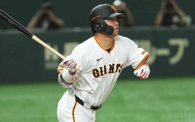 巨人・大城卓三は「最高!!」　劇的弾にファン感涙…絵になるバットフリップは「たまんねぇ」
