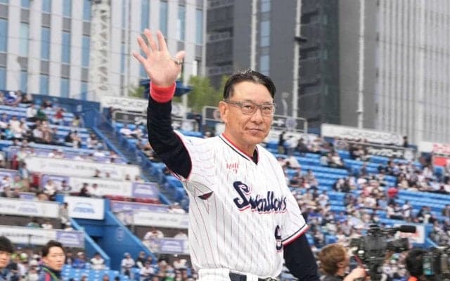 【ヤクルト】池山監督「また喉がかれてきたよ！」０-５から大逆転勝利にうれしい悲鳴