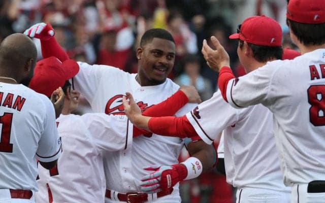 【広島】モンテロが日本式で不振脱却「日本でしっかり勉強したい」左翼席にサヨナラ本塁打