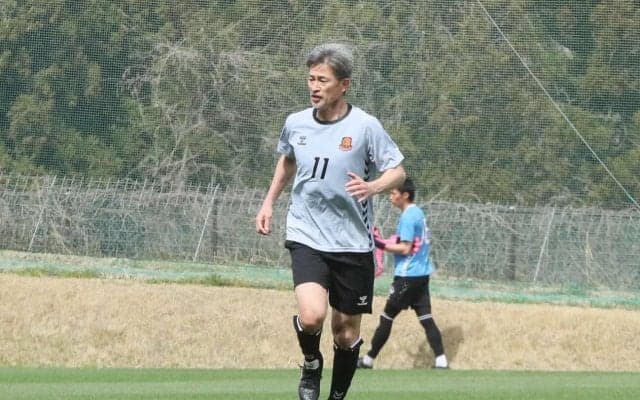 【福島】59歳カズ「52分やれた」ポストプレーでアピール　“戦友”の仙台・森山監督と再会も