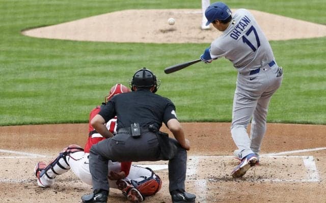 ロバーツ監督「我々は諦めなかった」最大５点差ひっくり返す逆転勝利にご満悦「素晴らしい戦い」