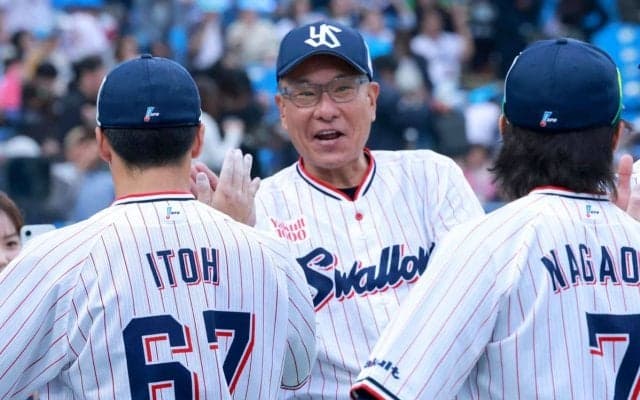 「池山監督のネガティブな顔は見ない」なぜヤクルトはスタートダッシュを切れたのか　開幕3カード連続勝ち越し、首位キープに球界OBの考察「若手が躍動している」