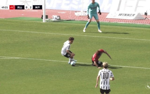 「らしくないミス」“痛恨スリップ”からまさかの失点…「なんでもない場面で滑るとは…」岡山DFに心配の声