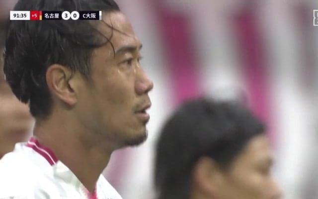 香川真司、「ドエロいパス」で決定機演出「完全にヤラレタ」シュートに見せかけて相手の裏をかく圧巻のラストパス！