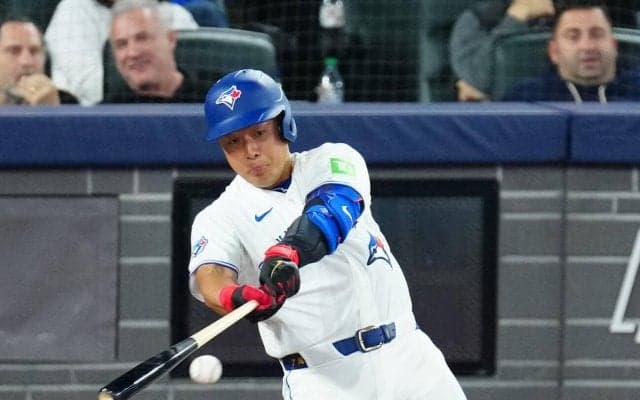 岡本和真、第４打席は空振り三振　4打数２安打で開幕戦以来のマルチ安打をマーク