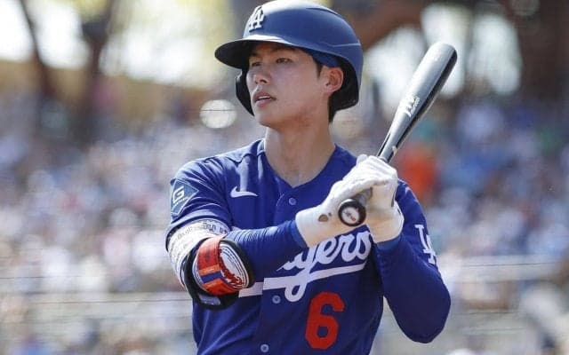 「ずっとスタメンで使うべきだよ」攻守に躍動したキム・ヘソンに称賛集まる　“背走キャッチ”に「超ファインプレーだ！」