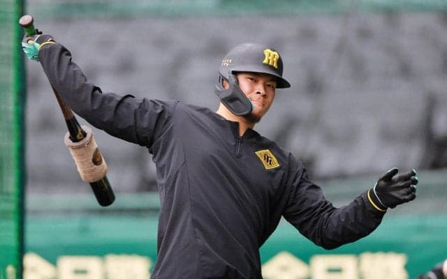 【阪神】佐藤輝明が今季１号！開幕10試合目　昨季２冠＆MVP男が甲子園開幕戦で待望アーチ