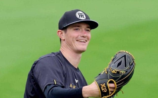 阪神新助っ人ルーカス　来日＆甲子園初星狙う　８日先発マウンド「すごくいい感じ。投げやすかったね」