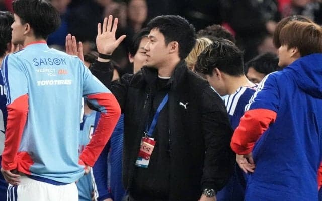 完全アウェイで連勝！日本代表｢英国遠征｣の大激論(6)長友佑都｢不在｣の影響は？鈴木彩艶の｢安定感｣と、守田英正・遠藤航らのサバイバルから見えた｢W杯登録26人｣