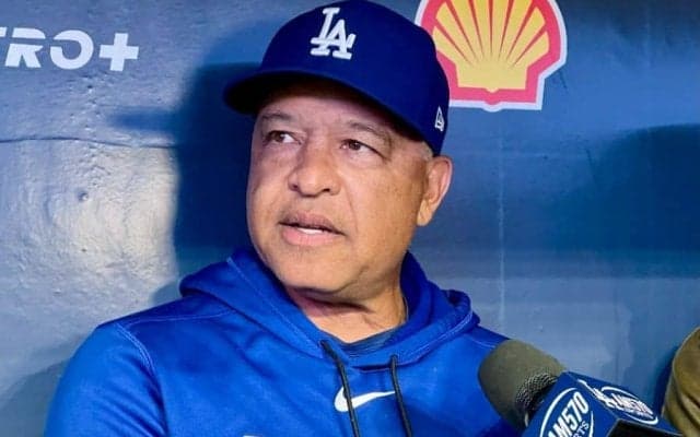 山本由伸は「常に信頼できる」　栄光の“トロント凱旋”…ロバーツ監督が語る“勝利のメンタリティ”