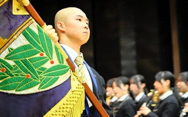 大阪桐蔭が選抜優勝を1900人に報告　主将「声援に助けられた」