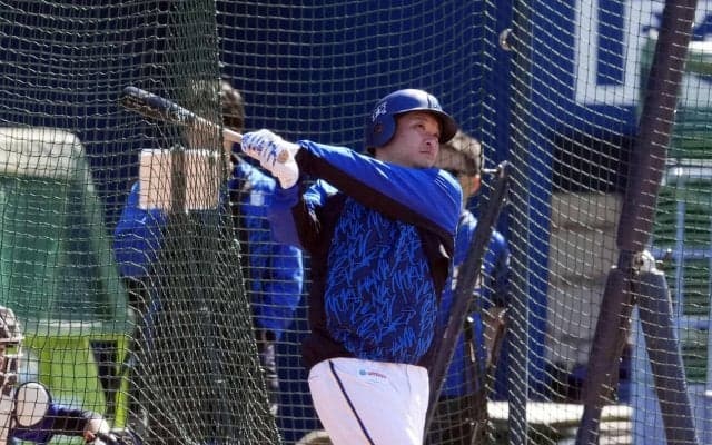 【DeNA】筒香嘉智が「３番一塁」で３試合ぶり復帰　４日巨人戦で死球受け負傷交代／スタメン