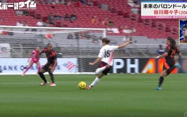 「ここから打つ！？」なでしこ谷川萌々子、“30メートル超ロングシュート”炸裂→開始18秒の衝撃ゴール… 解説者ドン引き