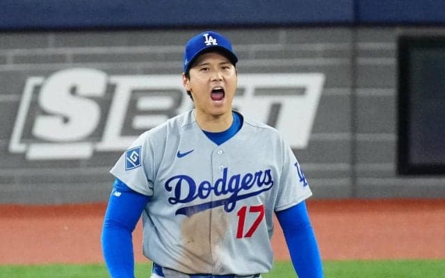 大谷翔平、９回の第５打席は見逃し三振　第１打席に四球でイチローに並ぶ43試合連続出塁