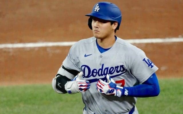 大谷翔平の打席で…ファン違和感続出「見慣れない」　カナダでの“変身ぶり”が話題