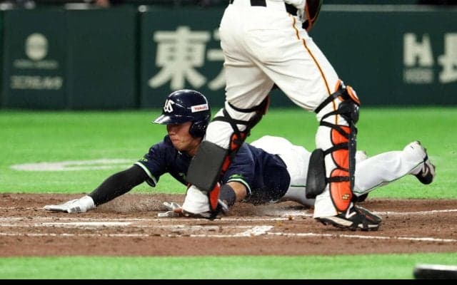 【ヤクルト】昨季１勝８敗の東京ドームで敗れ今季初連敗　走塁死等でチャンス終え、失策が失点に