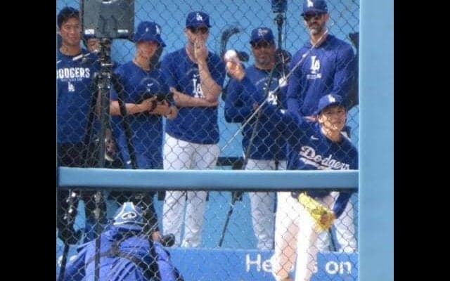 佐々木朗希、スネル復帰後も配置転換なし　ロバーツ監督明言「リリーフはない」　２登板防御率７・００　１３日に剛腕デグロムと投げ合い　ブルペンで２９球調整