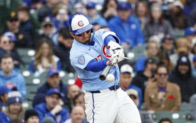 鈴木誠也、右膝負傷から復帰し今季初出場で初安打　「最初は休み与えながら」カウンセル監督