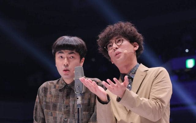 【ボクシング】Ｍ-１王者「たくろう」が今度は国技館に降臨！　天心再起戦リングで異例の漫才　リングアナネタの“完成版”披露で沸かせる