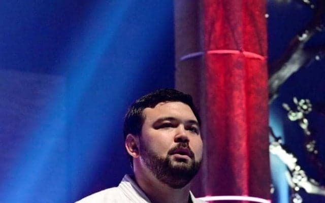 ウルフアロンが圧巻６連勝で１０００万円死守「達成感ある」衝撃の秒殺連発でノッコン寺田、元大関把瑠都らを一蹴　最後は柔道五輪金・高藤を大外刈りで一本勝ち