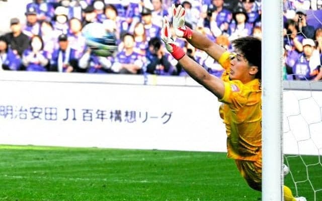PKストップしたJ1広島・大迫敬介　W杯へアピールの「勝負の年」