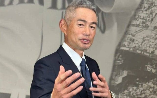 イチロー式典で…実は参加していた“愛弟子”「最高かよ」　後方でこっそり「可愛すぎ」