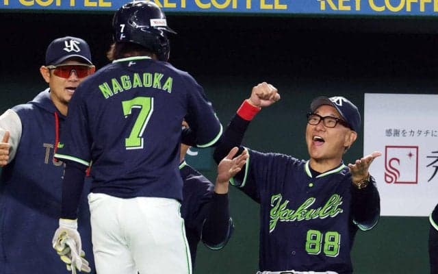 【ヤクルト】池山監督の予言的中「いや～しびれるね」巨人マタを四球から速攻で接戦制す