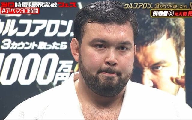 200キロの元大関を“一瞬”で崩したウルフアロンの“技術”に反響 新日本プロレス・棚橋弘至社長「一回フェイントを入れていた」ご満悦