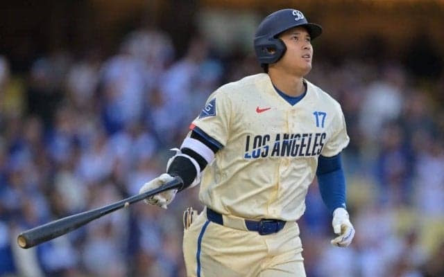 ボール球なのに「なんで初見で打てるの」　大谷翔平の豪快先頭打者弾が「打った瞬間」