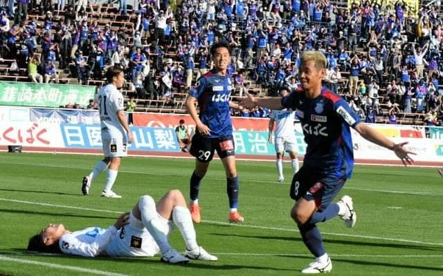 ヴァンフォーレ甲府、コンサドーレ札幌に逆転勝ち　新パターン評価も