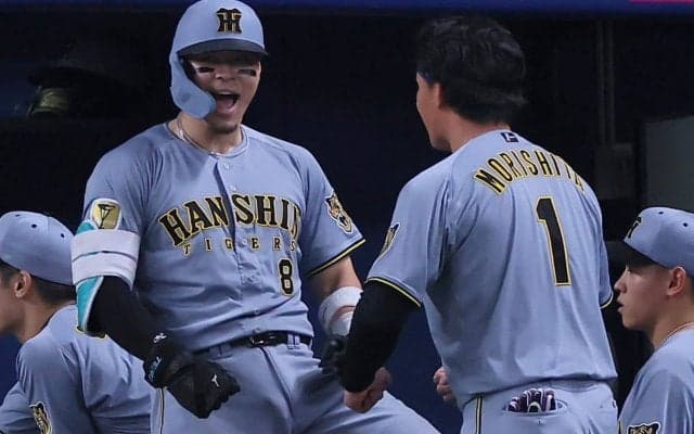 他球団は手がつけられない森下翔太と佐藤輝明の破壊力たるや…強すぎる阪神の“最恐デュオ”　揃って凄まじい貢献度を物語る「異常な数値」とは？