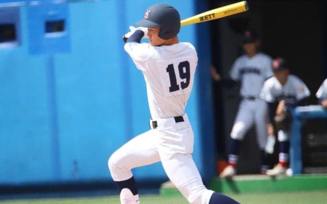 横浜のスーパー1年生が2安打5打点の鮮烈デビュー！村田監督も高く評価「横浜を背負っていく人間だと思う」【神奈川】