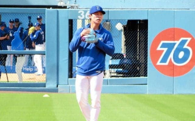 ドジャース　日に日に増すキム・ヘソンの存在感　鮮やか併殺＆左腕から安打　試合前は毎日早出で守備練習　ロバーツ監督も信頼「いい働きをしている」