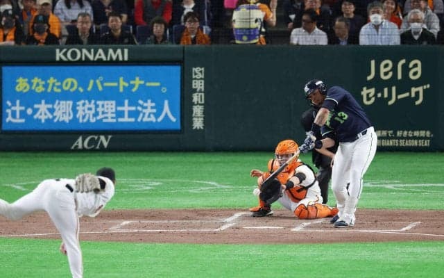 【ヤクルト】池山采配ズバリ！犠打で好機拡大、オスナの一ゴロの間に先制　犠打チーム２個目