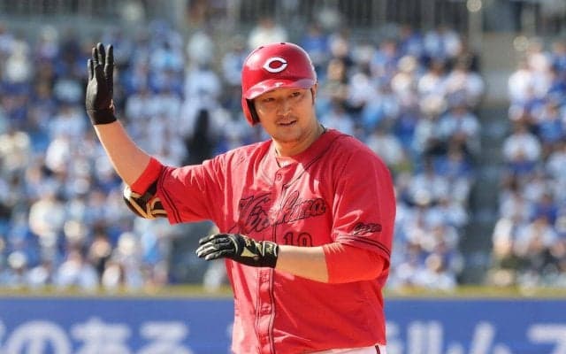 【広島】床田寛樹、シンカーをとらえて技あり中前タイムリー　野手さながらのバットさばき