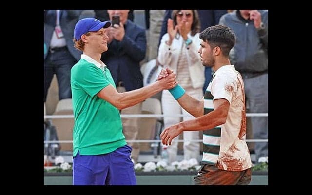  世界1位と2位 獲得ポイント完全一致 