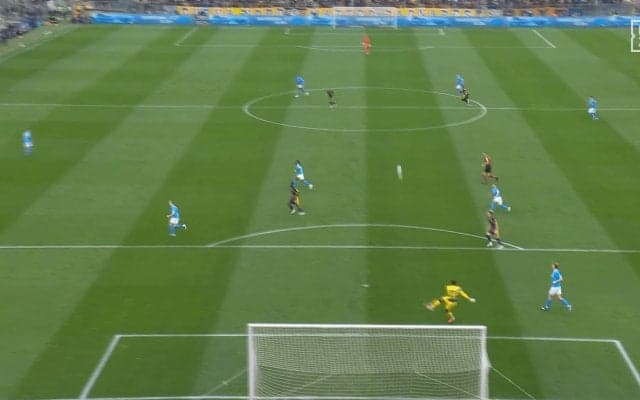 「ありえない…」GK鈴木彩艶、“60m級キック”で開始33秒ゴールを演出！驚愕プレアシストに「NFLのクォーターバックだ」「戦術ザイオン炸裂」