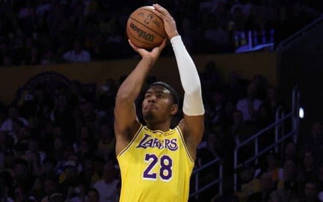 八村塁が3ポイント成功率でLALの歴代1位に…今季44.3％でリーグランキング5位の好成績をマーク