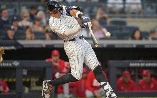 ジャッジ、今季初１試合２発で本塁打リーグトップタイ浮上　菊池雄星から今季MLB最速弾