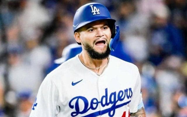 ドジャース・パヘスが首位打者と打点王の２冠　打率・４１７＆最速２０打点到達　チーム内では大谷超え三冠　ロバーツ監督絶賛「求めていた選手像」