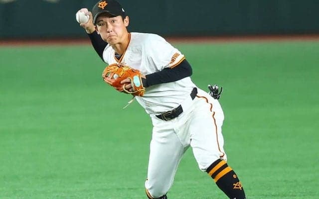 巨人23歳が「神すぎる」　近本も呆然…消えた甲子園の歓声　衝撃美技が「吉川かと」